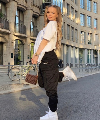 Анкета проститутки Любовь - город Энгельс, 23 года, №12527